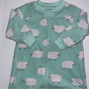 LONG SLEEVED FLEECE SLEEP SACK SIZE 0-9 MONTHS